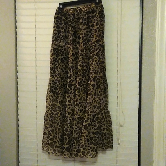 Romeo and Juliet Skirts Broomstick Skirt Leopard Print The Sheer